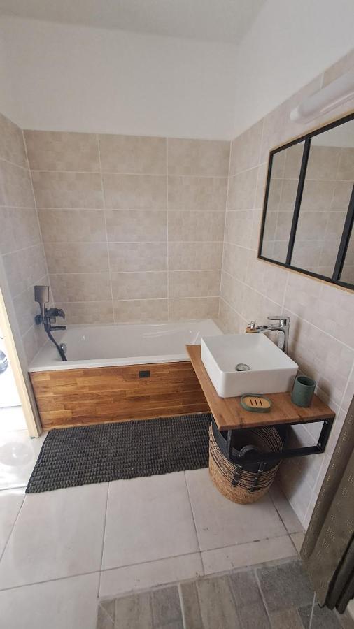 Apartmán La Kay Fyfy Saint-Pierre Exteriér fotografie
